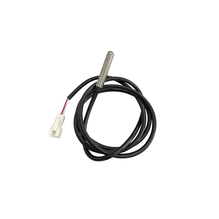 Specialized thermistor and temperature sensor for heat pump